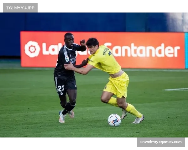 比利亚雷亚尔3-1逆转塞尔塔，莫雷诺梅开二度闪耀情歌球场